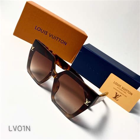 kính râm louis vuitton.